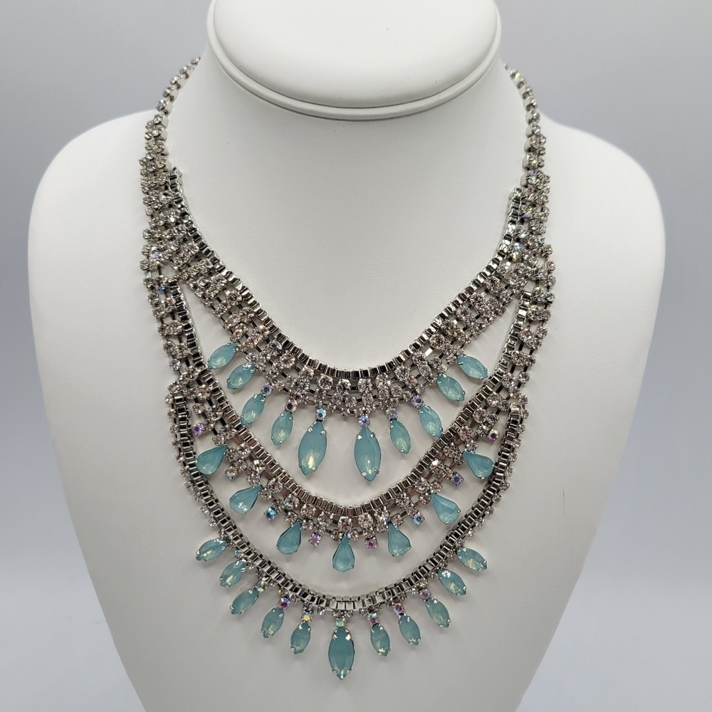 Charming Charlie Special Occasion Seafoam Necklace - Picture 6 of 6